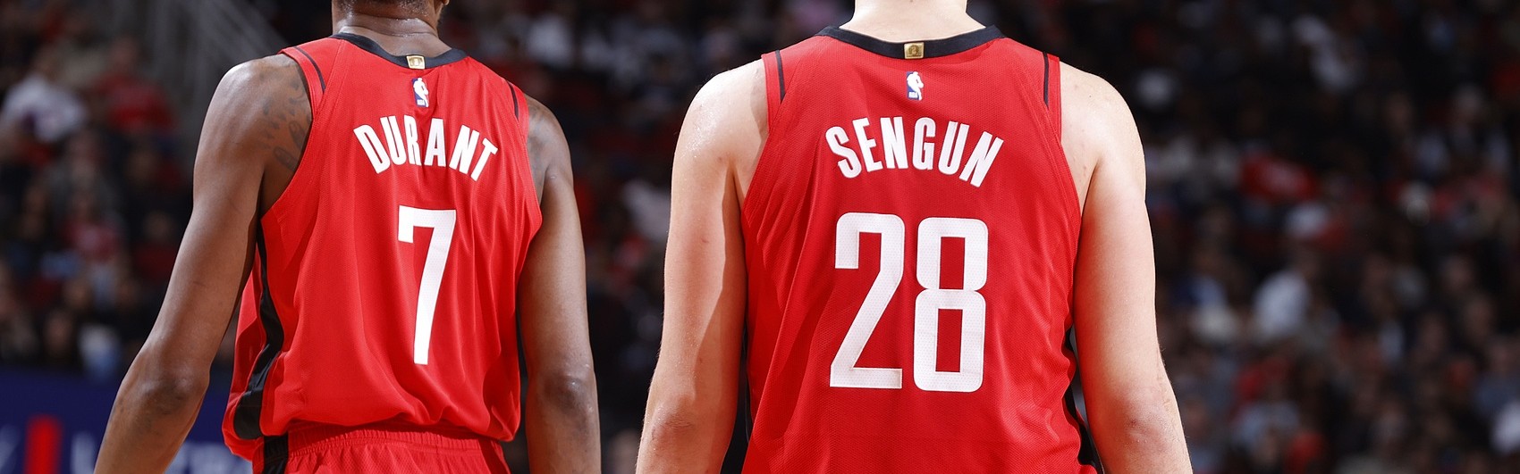 安全体育平台-杜兰特谈失误：对手会疯狂换防和扑抢 我们必须打得更有耐心