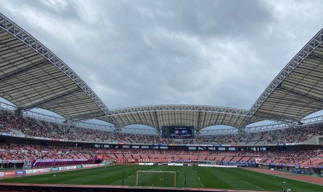 首页-郑大世上场了!看看日本J2冠军最后一个主场比赛