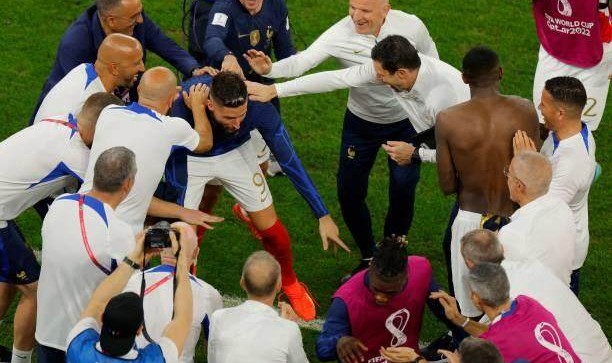 体育APP-吉鲁：和姆巴佩一起只有幸福 莱万：一味防守没意思