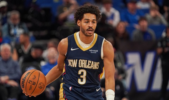 两分准三分铁！普尔半场10投4中&amp;三分4中0 拿到10分1板2助1断