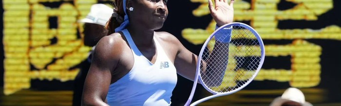 体育娱乐-高芙晋级透露偷师阿卡放小球，直言特朗普上台黑人女性处境很难|达尼洛维奇|科里-高芙|罗德·拉沃尔|女单|澳网_新浪体育_新浪新闻