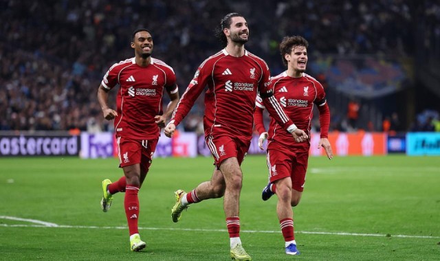 体育娱乐-已13场不败！利物浦3-0马赛 欧冠获2连胜升第4 索博任意球贴地斩