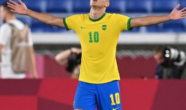 开体育app下载安装免费-戴帽立功的理查利松 跟内马尔有一个“10号之约”