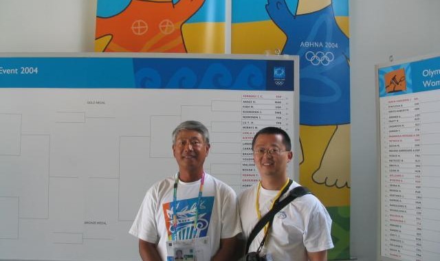 在线体育-张奔斗：从雅典到巴黎，跨越20年的两金