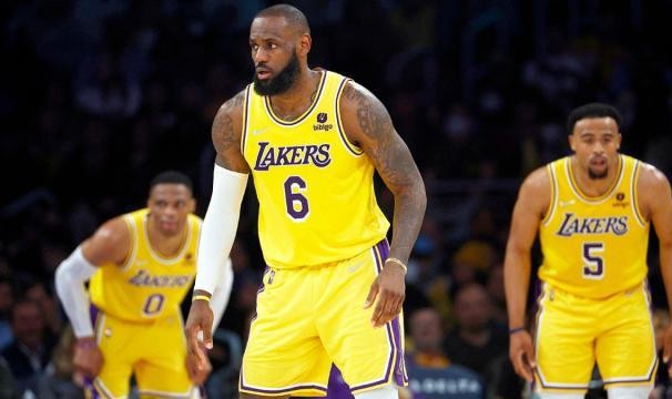 开运体育app官方下载-全明星赛后湖人首节必崩溃，无解难题困扰紫金军