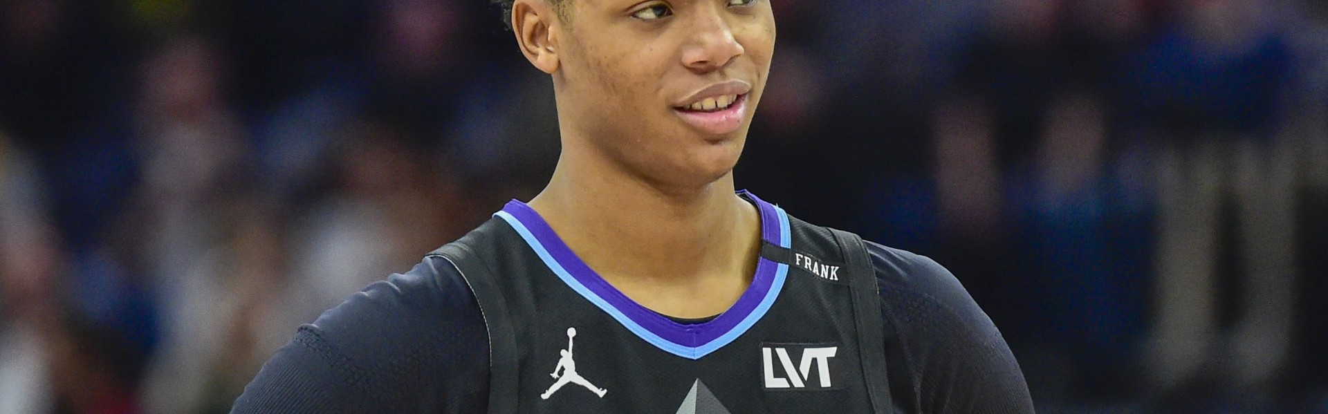 开运体育app官方下载-比赛要收？基昂特·乔治极限后仰炮弹直塞 贝利冷静点飞2人打进