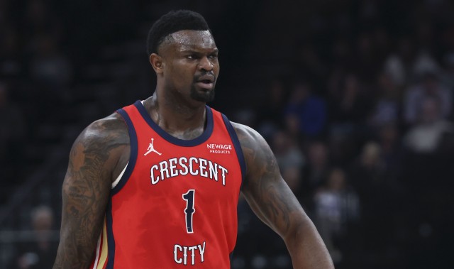 首页-高效表现但出现关键失误！锡安10中7&amp;罚球9中7 砍下21分5板2帽