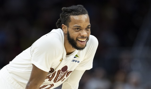 开体育app下载安装免费-加兰：我和欧文有相似之处 希望卢指导像当年使用欧文一样用我