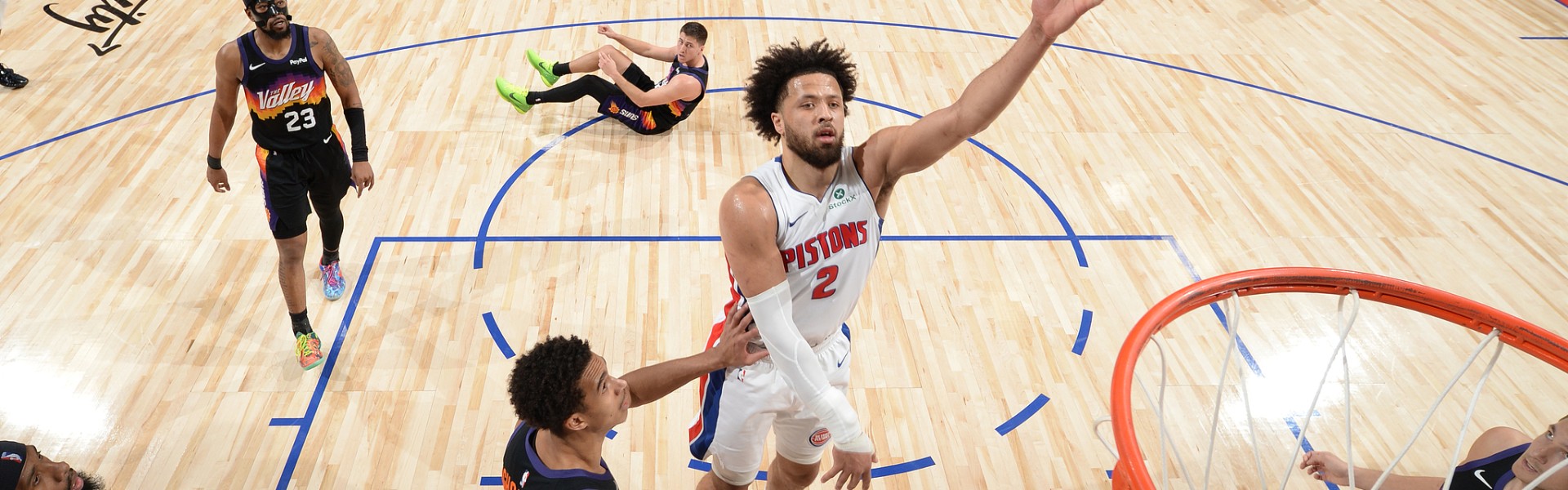 开云app安全-坎宁安两双杜伦16+18 阿伦33+5活塞主场逆转太阳