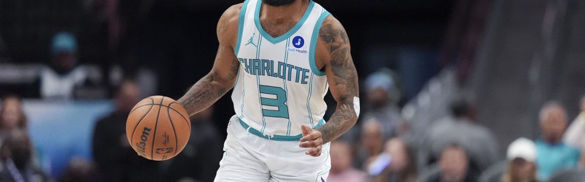 中国体育APP-16分5助！科比·怀特：教练让我做自己 打得更有侵略性