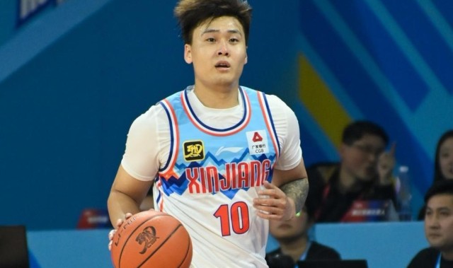 赵睿透露转会内幕：新疆无留人之心，直言对不起新疆球迷！