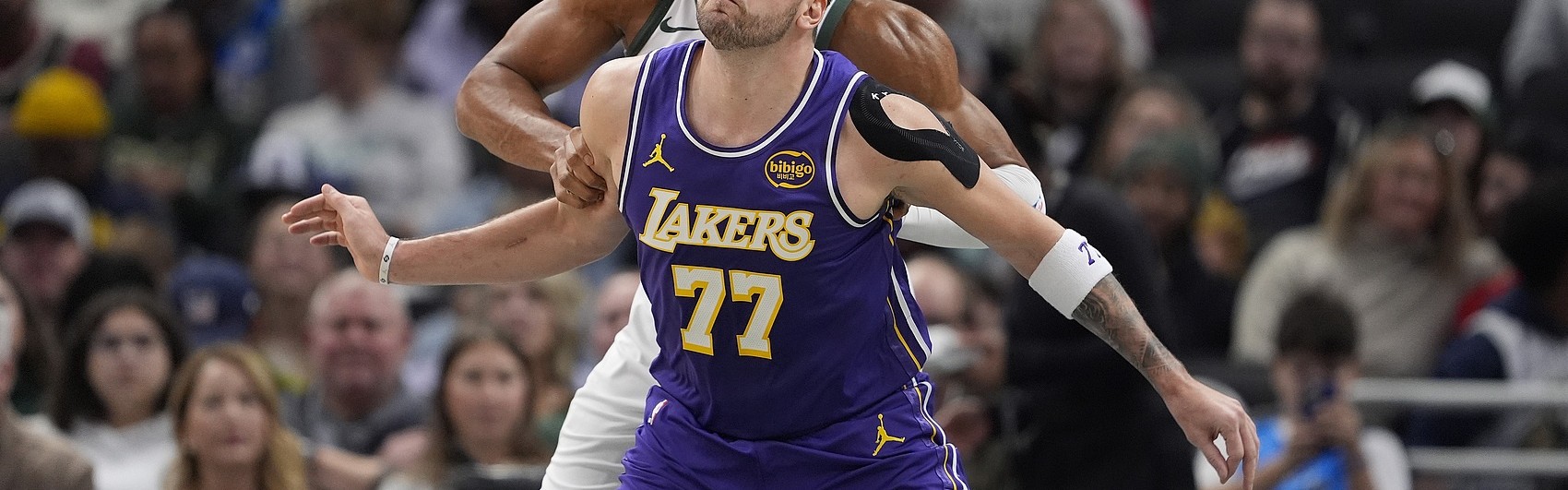 东西部票王大战！ESPN预测明天胜率：湖人56.9% 雄鹿43.1%