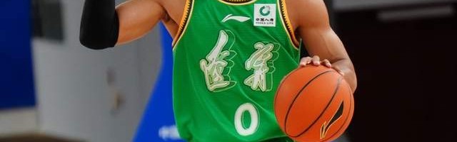 辽宁2将实力严重下滑！布朗无法适应CBA，张陈治锋毫无作用！|江苏中天|杨鸣|球员|比赛|数据_新浪体育_新浪新闻