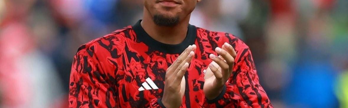 跟队：罗马已解决桑乔工资和佣金问题，一切取决于球员意愿