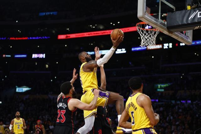 1647438808045013538.jpg Lakers-LeBron-James-3-1024x683.jpg